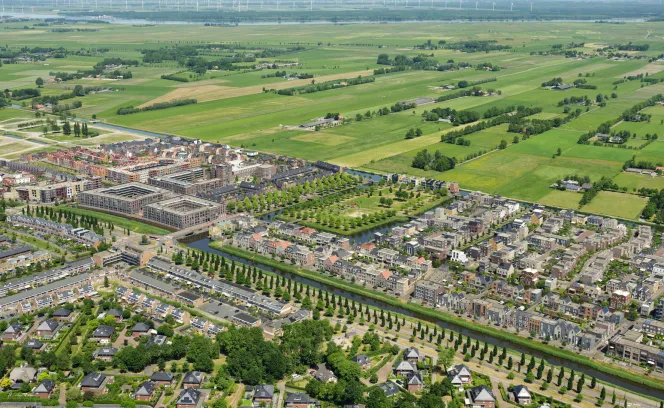 Overwater Grondbeleid